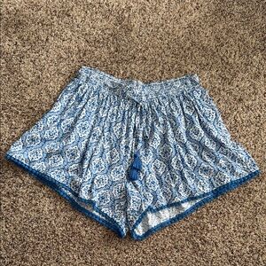Matilda Jane Blue Patterned Women's Shorts. Sz Small. Worn once!